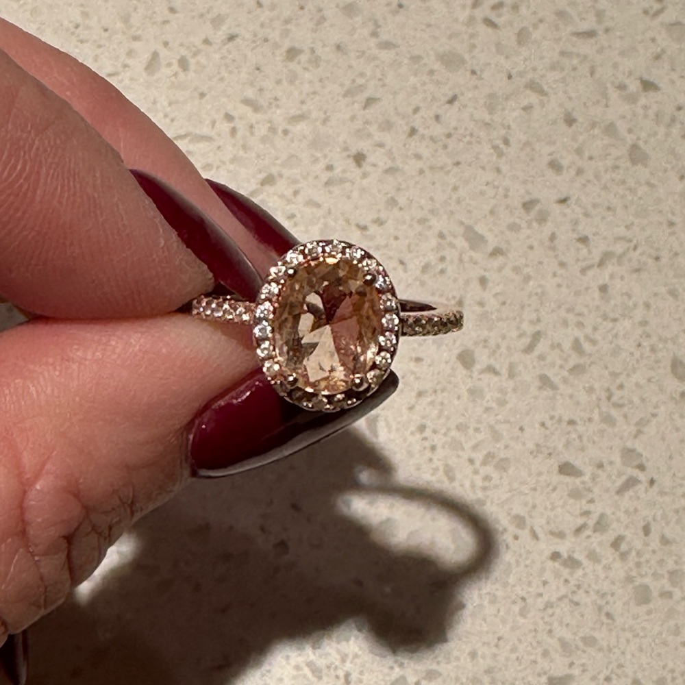 2.1 ct morganite ring - Picture 3 of 10
